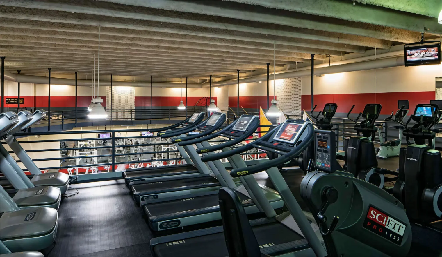 CBC FitnessCenter139 LE upscale strong tone enhance 30 color enhance 30