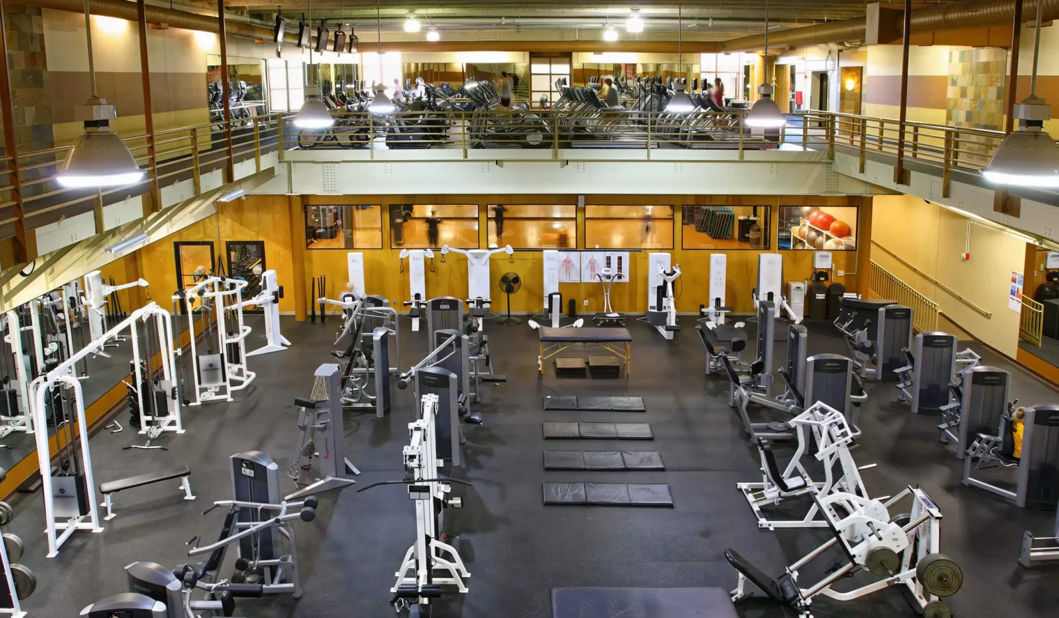 apartments in minneapolis The Beach Club Residences gym