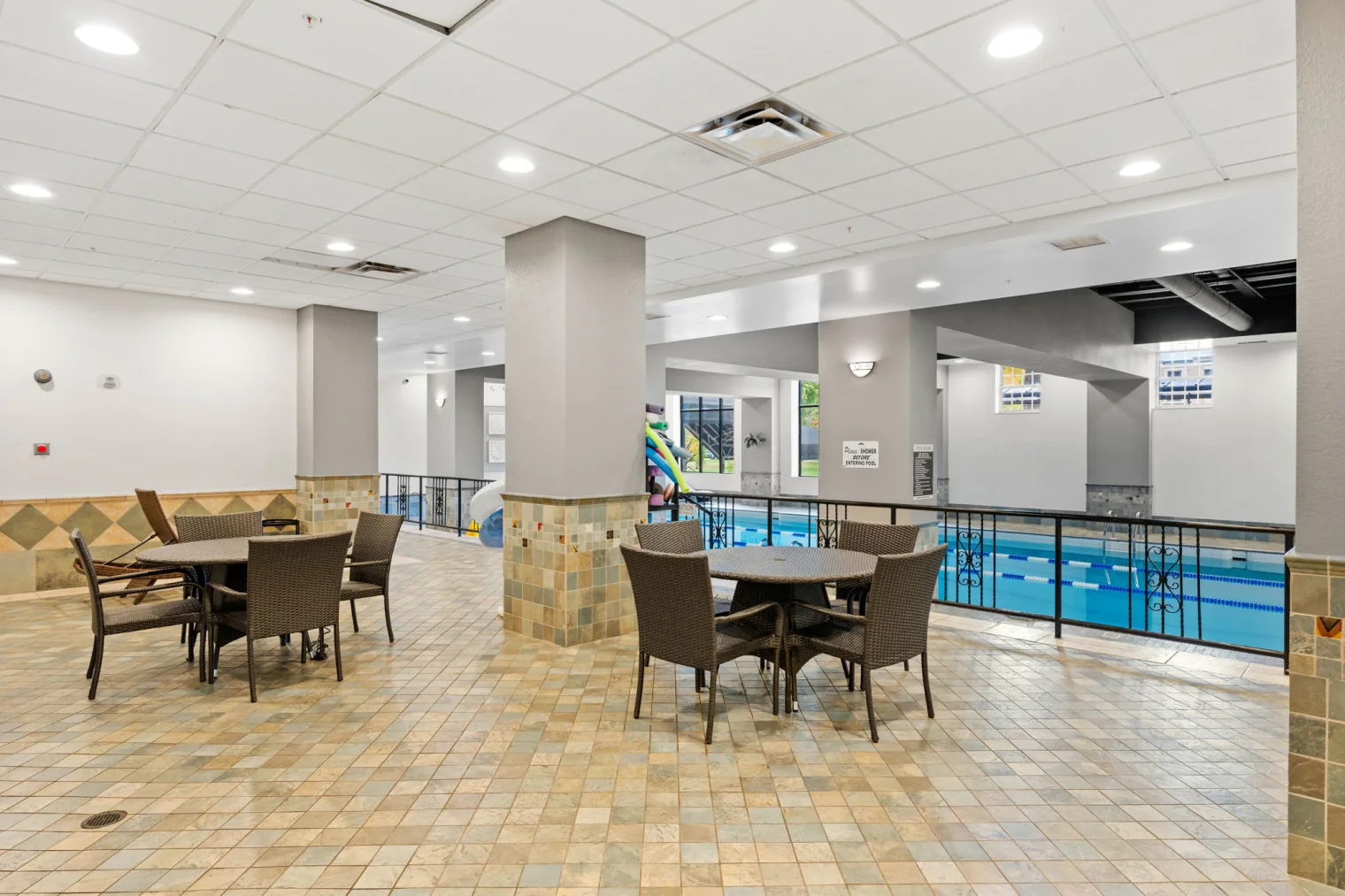 100 web or mls 2900 thomas ave s 100