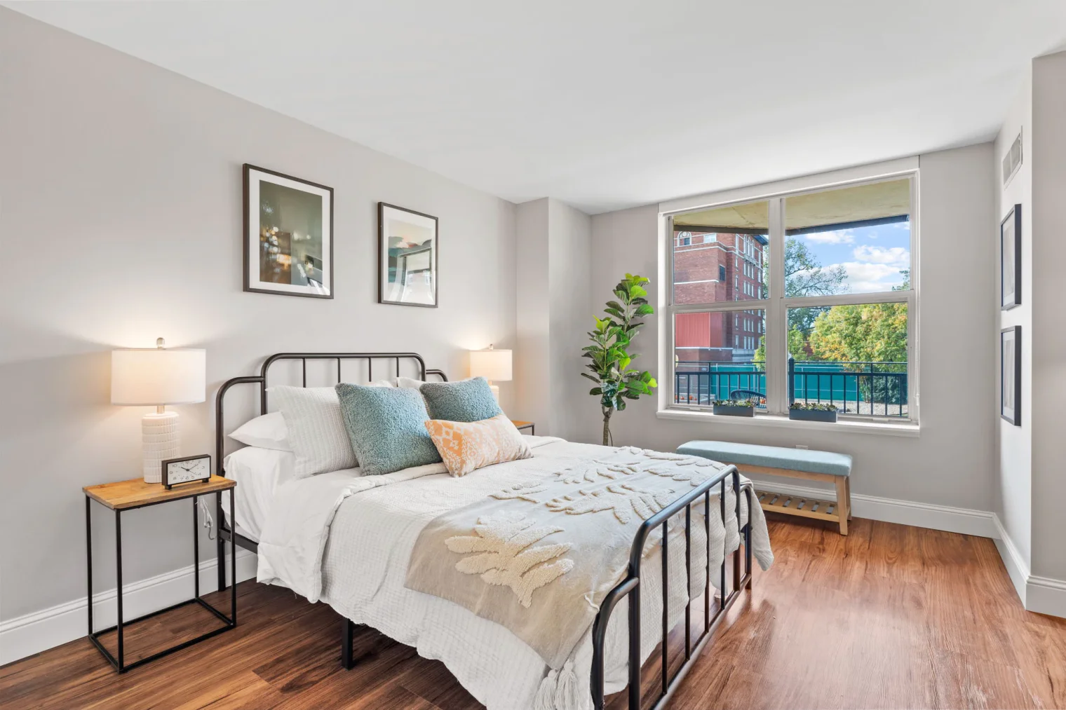 117 web or mls 2900 thomas ave s 117