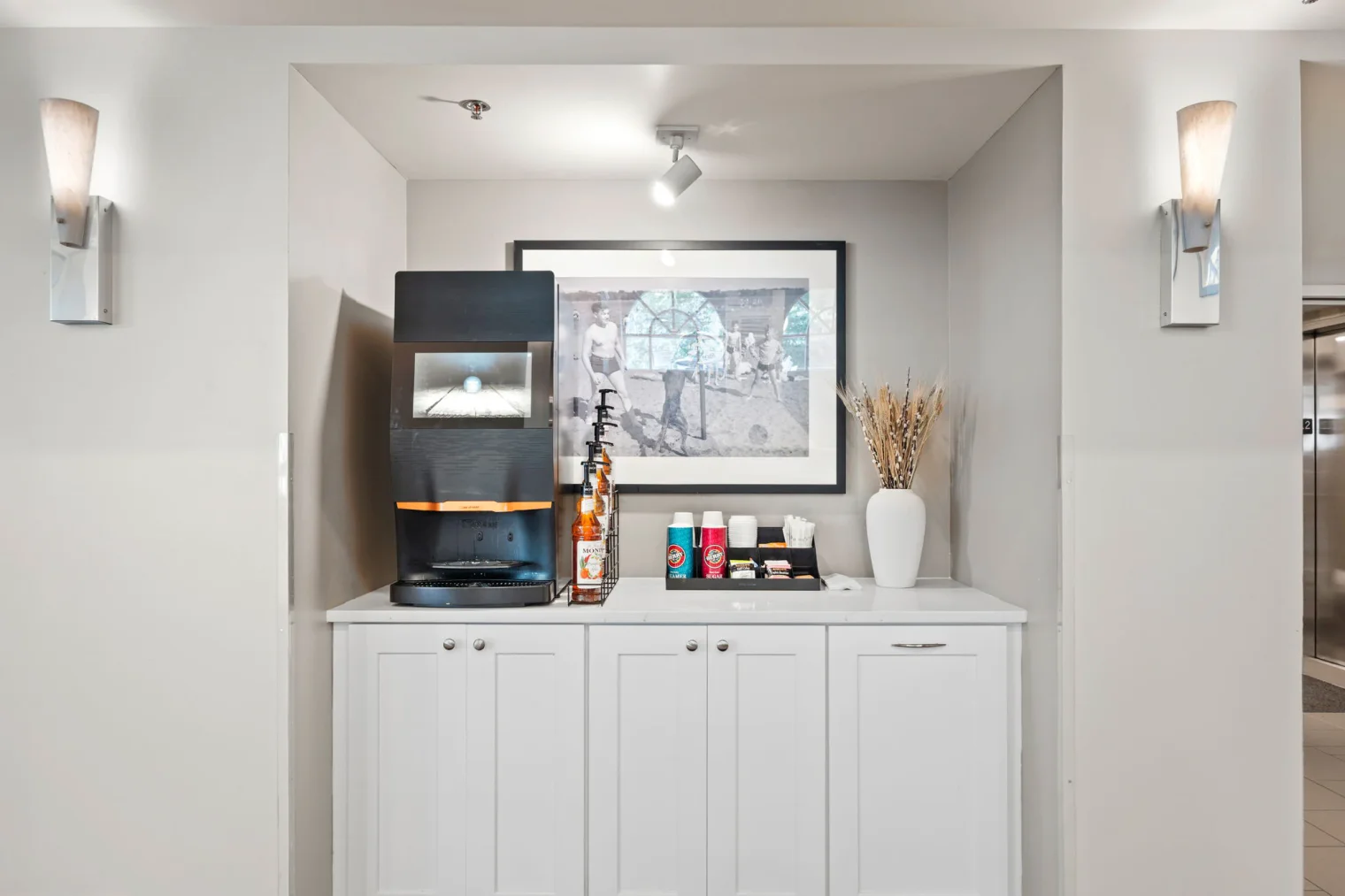 55 web or mls 2900 thomas ave s 55