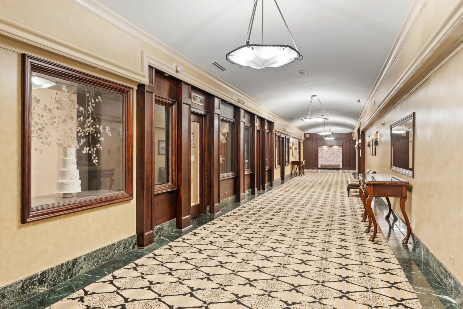 62 web or mls 2900 thomas ave s 62